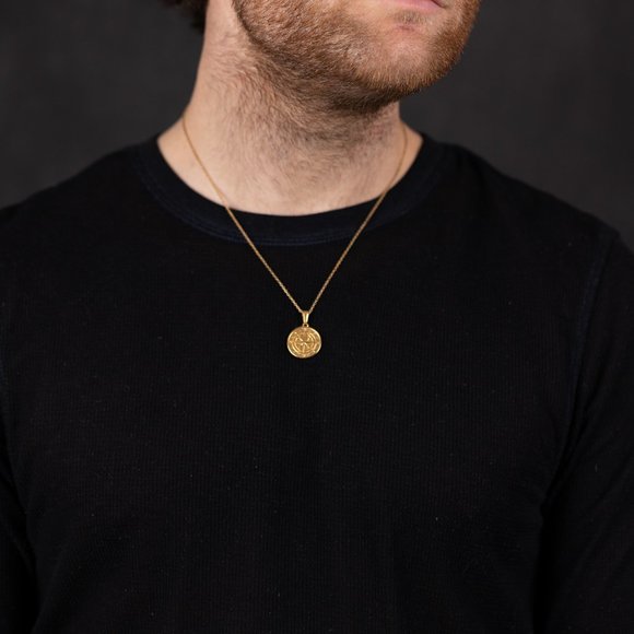 18k Gold Compass North Star Pendant Chain Mens Compass Necklace - Picture 9 of 16